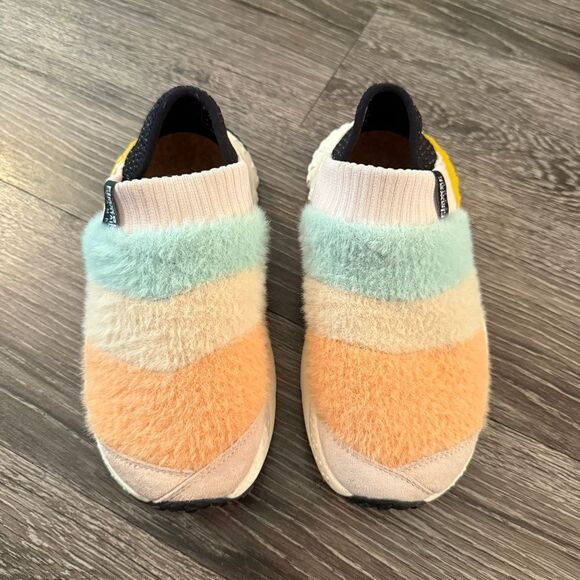 Flower Mountain Camp Faux Shearling Slip-on Sneaker - Picture 2 of 6